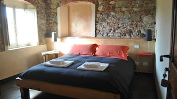 Kahden hengen huone | Ilmaiset vauvansängyt, lisävuoteet, ilmainen Wi-Fi, vuodevaatteet