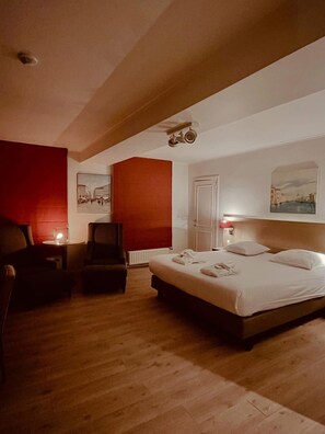 Deluxe Double Room, 1 King Bed