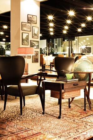 Lobby lounge - Square Nine Hotel Belgrade-The Leading Hotels of The World (Belgrade)