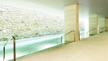 Sauna, steam room, Turkish bath, body treatments, aromatherapy