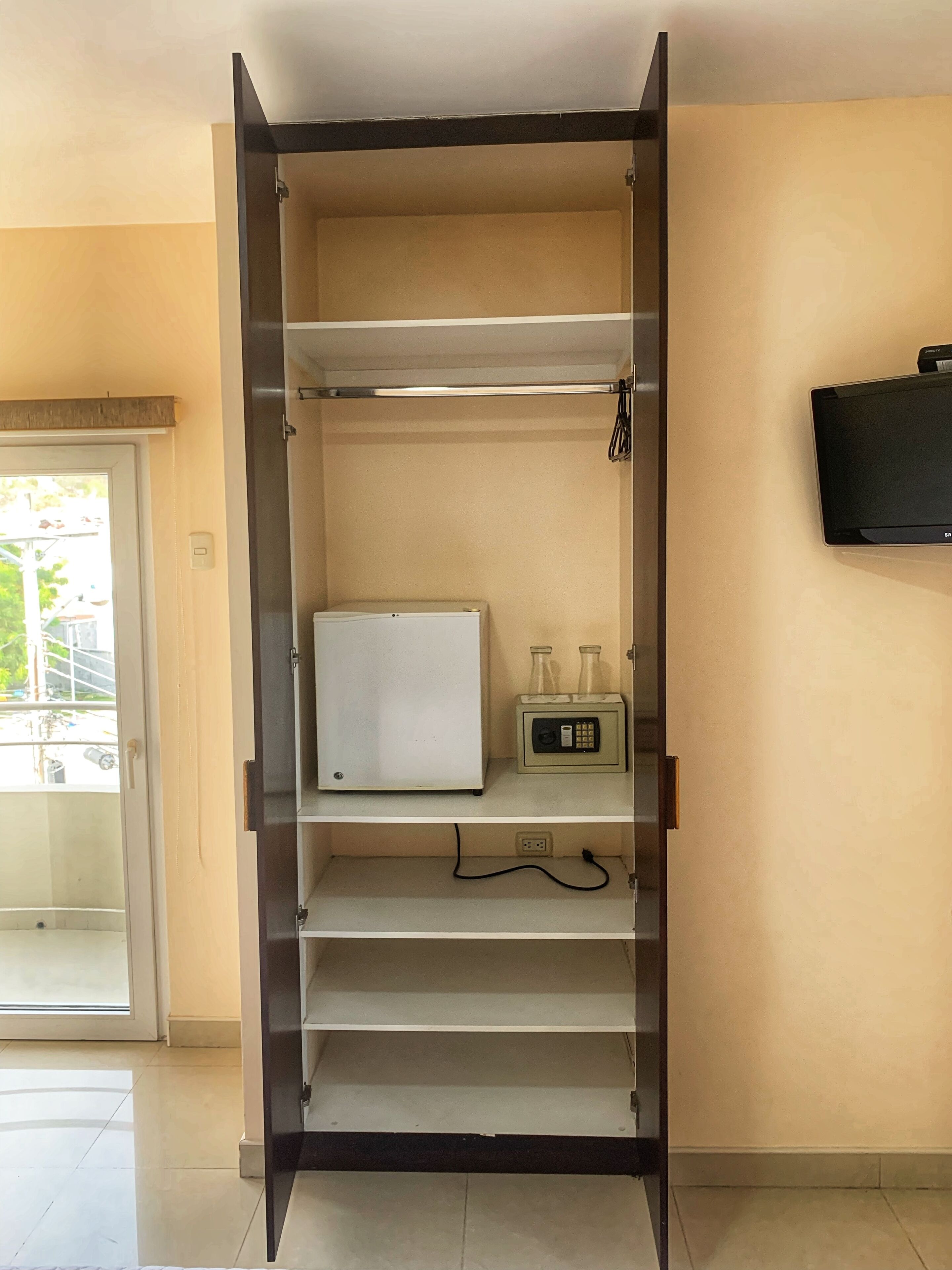 In-room safe, desk, free WiFi, bed sheets