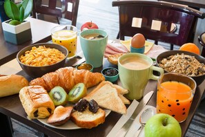 Petit déjeuner buffet