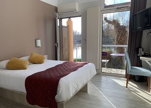 Double Room - Hôtel de l'Ile du Saussay (Itteville)