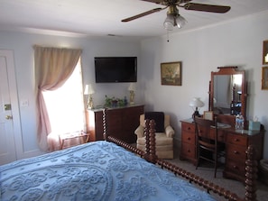 Deluxe Room, 1 King Bed