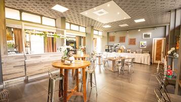 Chambre Double ou avec lits jumeaux | Coin séjour