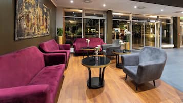 Sala de estar en el lobby