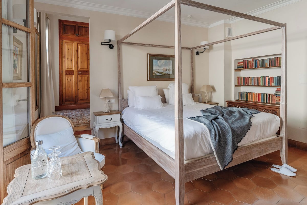 Superior Double Room | 1 bedroom, premium bedding, down comforters, Select Comfort beds