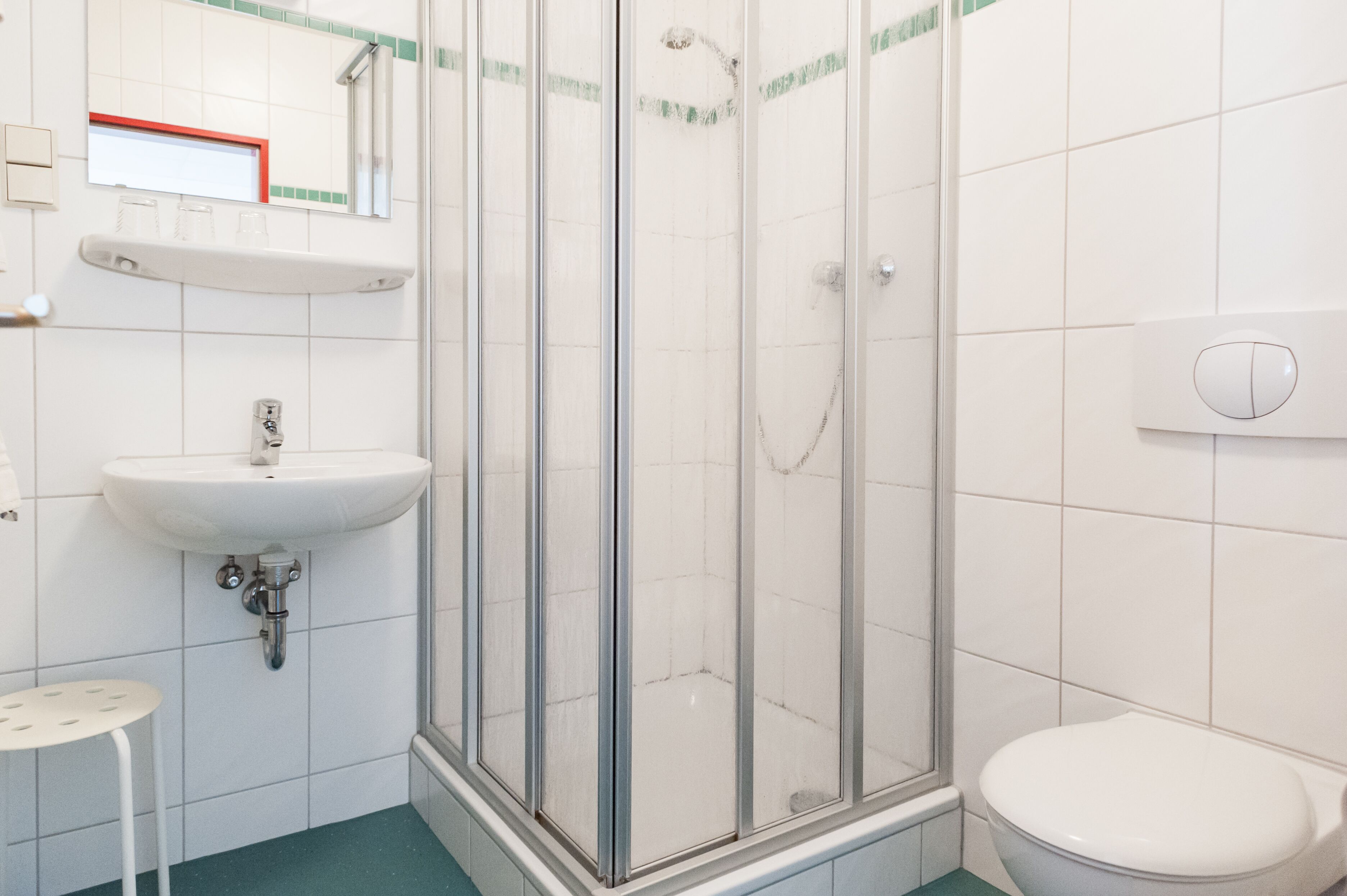 triple room | bathroom | shower, hair dryer, towels