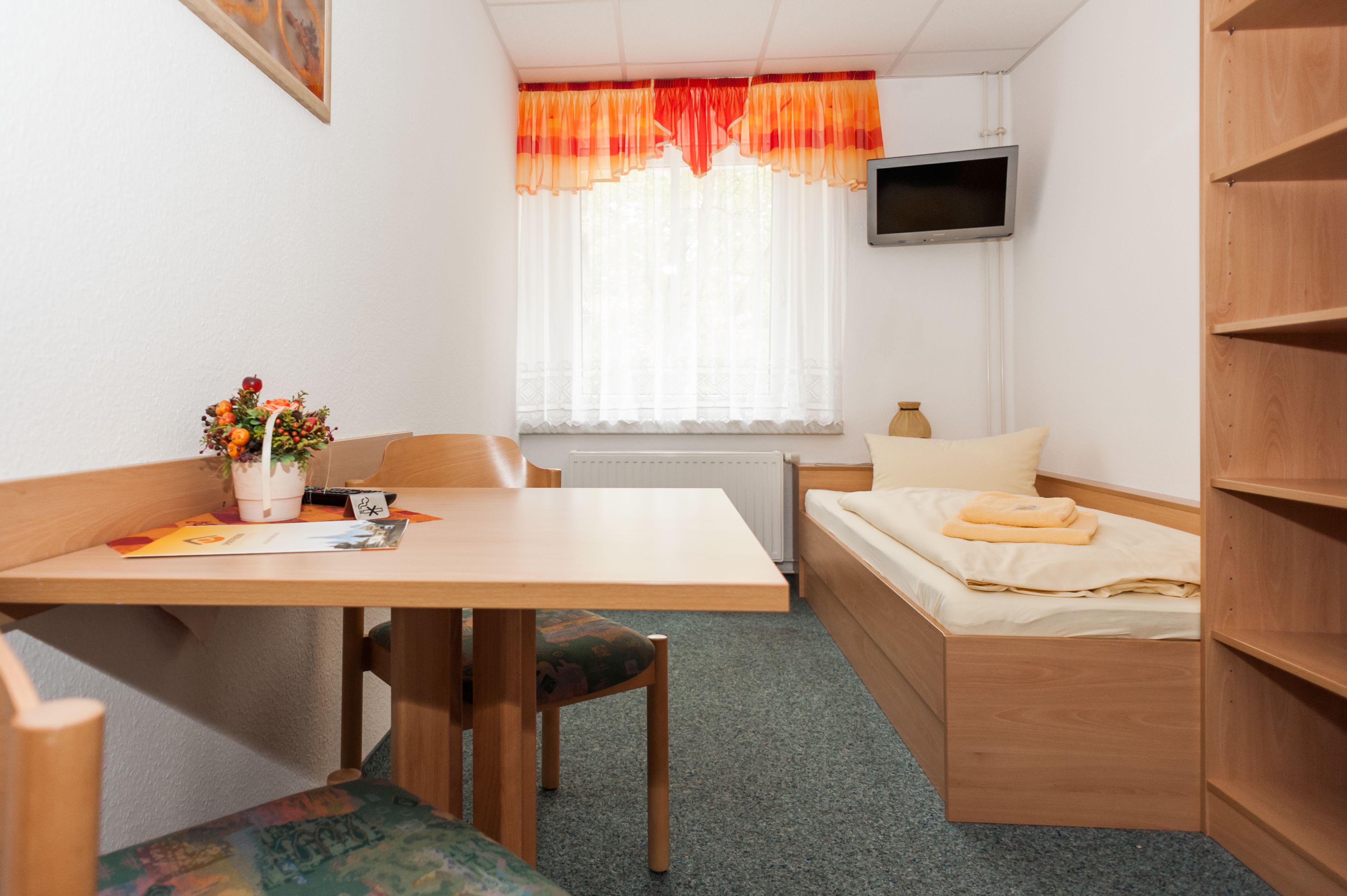 single room | free cots/infant beds