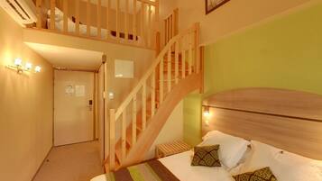 Children's theme room