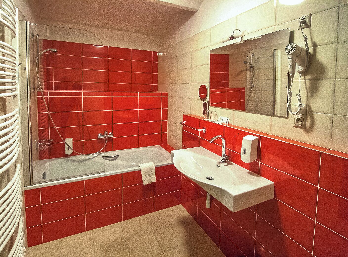 double room | bathroom | free toiletries, hair dryer, towels