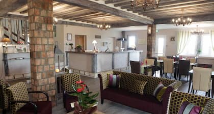 LOGIS HÔTEL LES NYMPHEAS