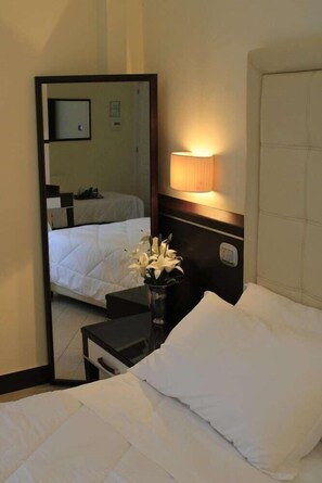 Room - Hotel Ferdinando II (Naples)