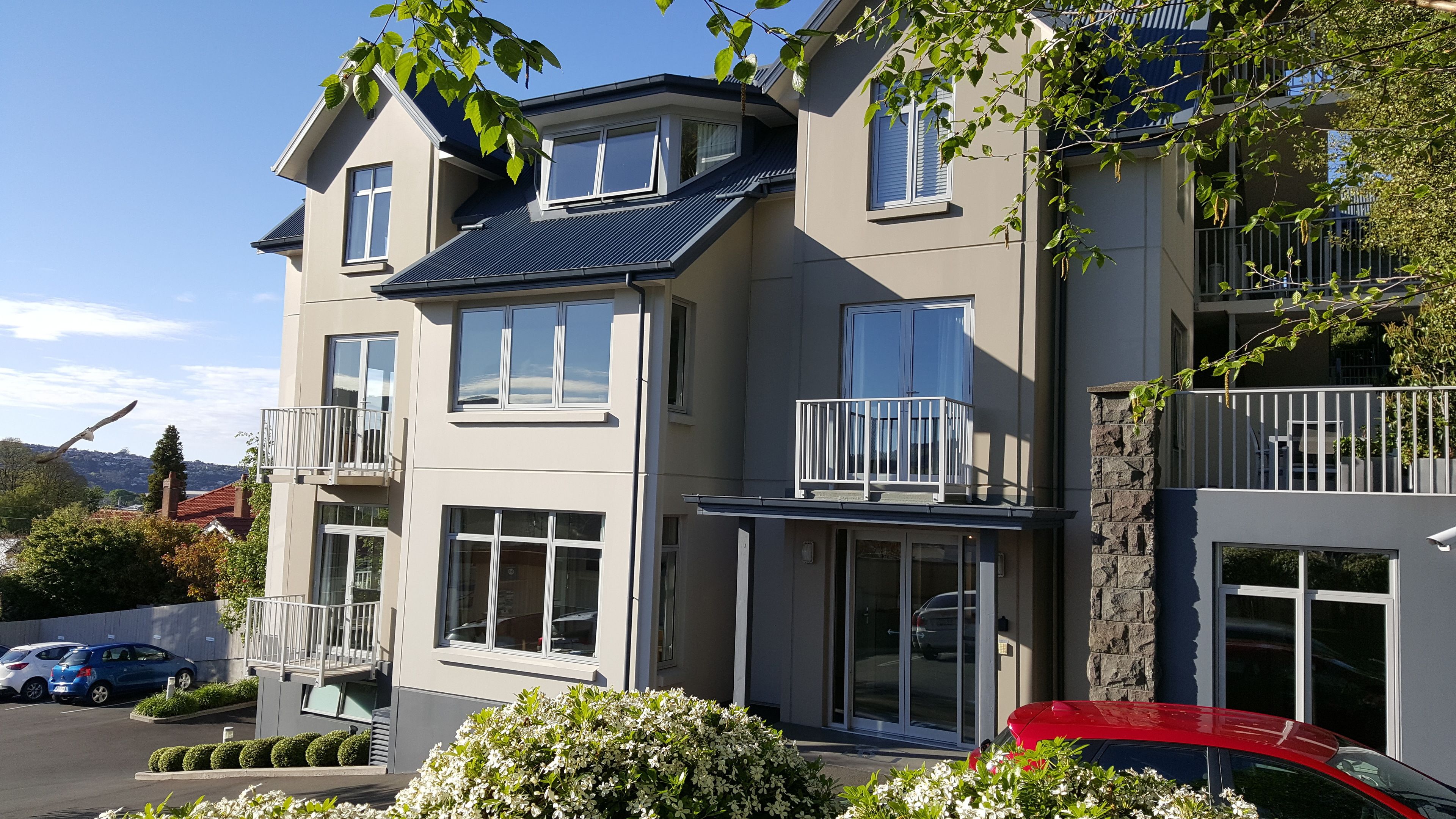 Photo - Bluestone On George