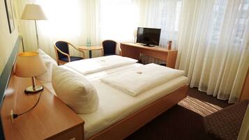 Double Room | Premium bedding, memory foam beds, desk, iron/ironing board