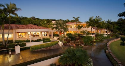 Noosa Springs Golf Resort & Spa