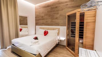 Camera luna di miele, idromassaggio (sauna) | 1 camera, biancheria da letto di alta qualità, copriletto in piuma