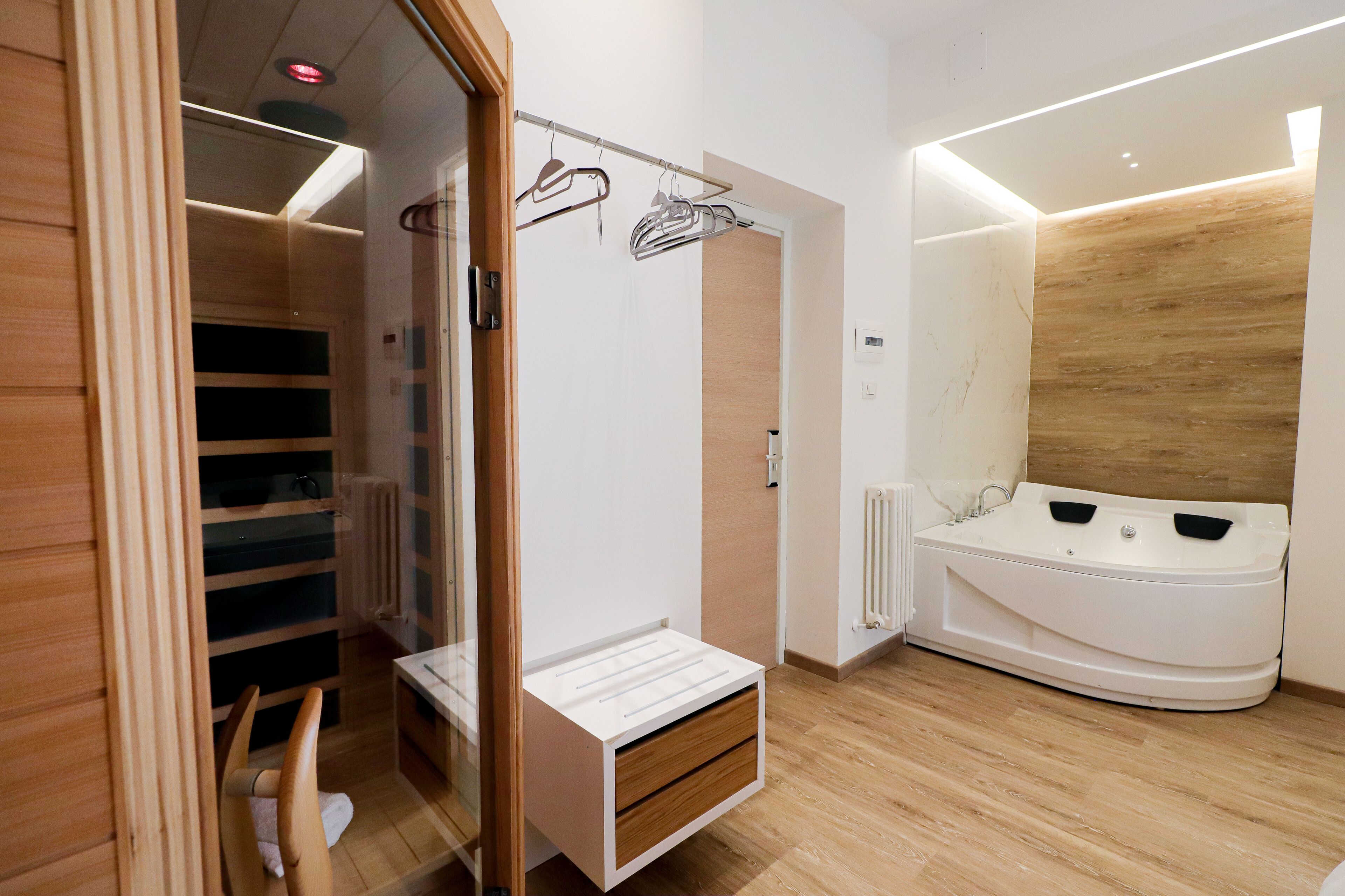 honeymoon room, jetted tub (sauna) | bathroom | jetted bath, free toiletries, hair dryer, bidet