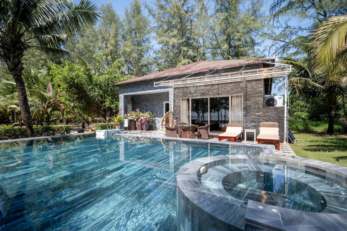 Family Villa, 2 Bedrooms, Pool View | 1 bedroom, minibar, in-room safe, soundproofing