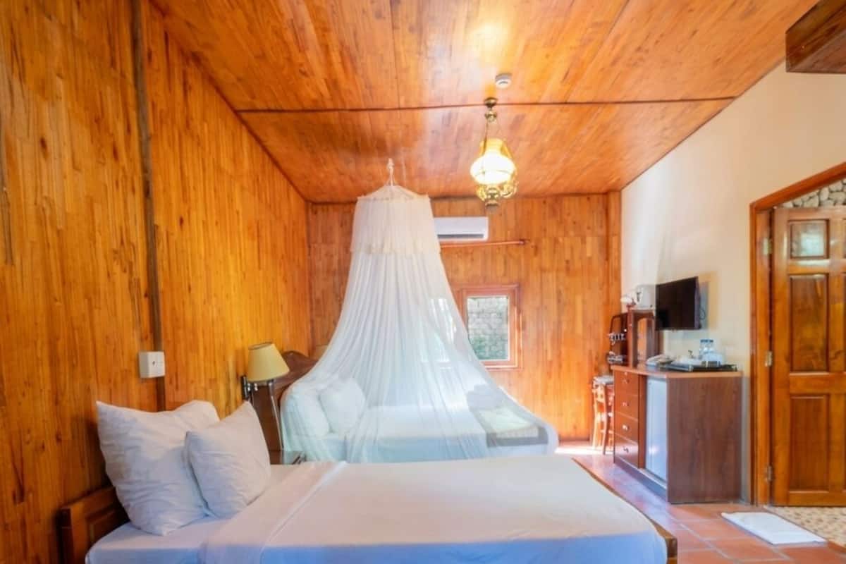 Bungalow familial | Minibar, coffre-fort, système d’insonorisation, accès au Wi-Fi (inclus)