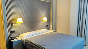 In-room safe, wheelchair access