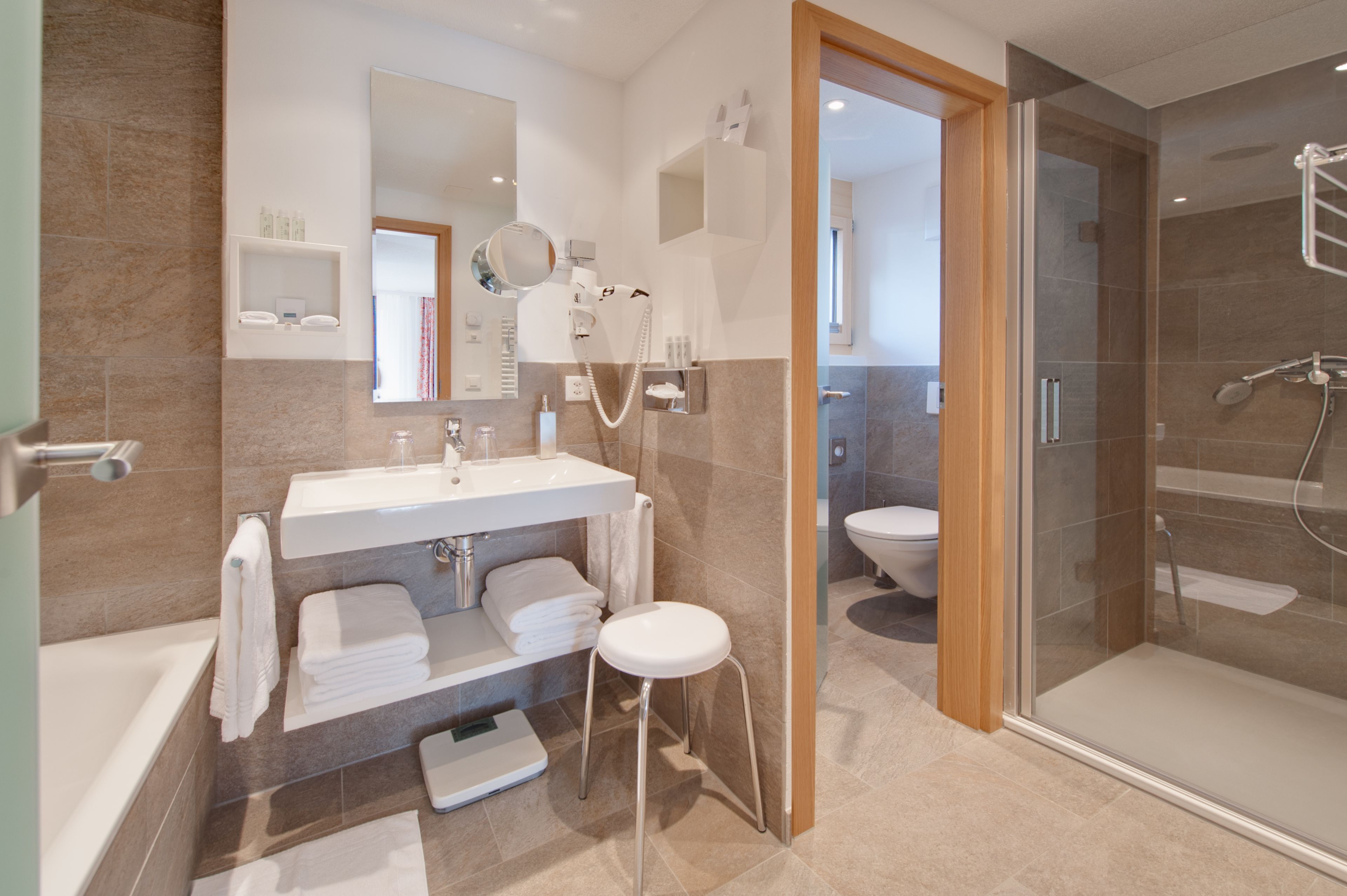 family room, balcony, mountain view | bathroom | free toiletries, hair dryer, bathrobes, slippers