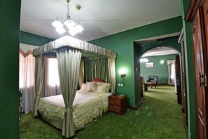 Suite, City View (Imperial)