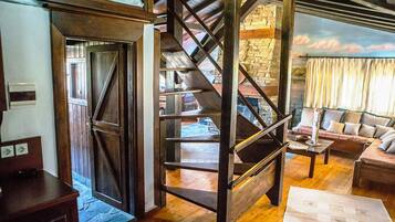 Suite Deluxe | Fer et planche à repasser, Wi-Fi gratuit, draps fournis