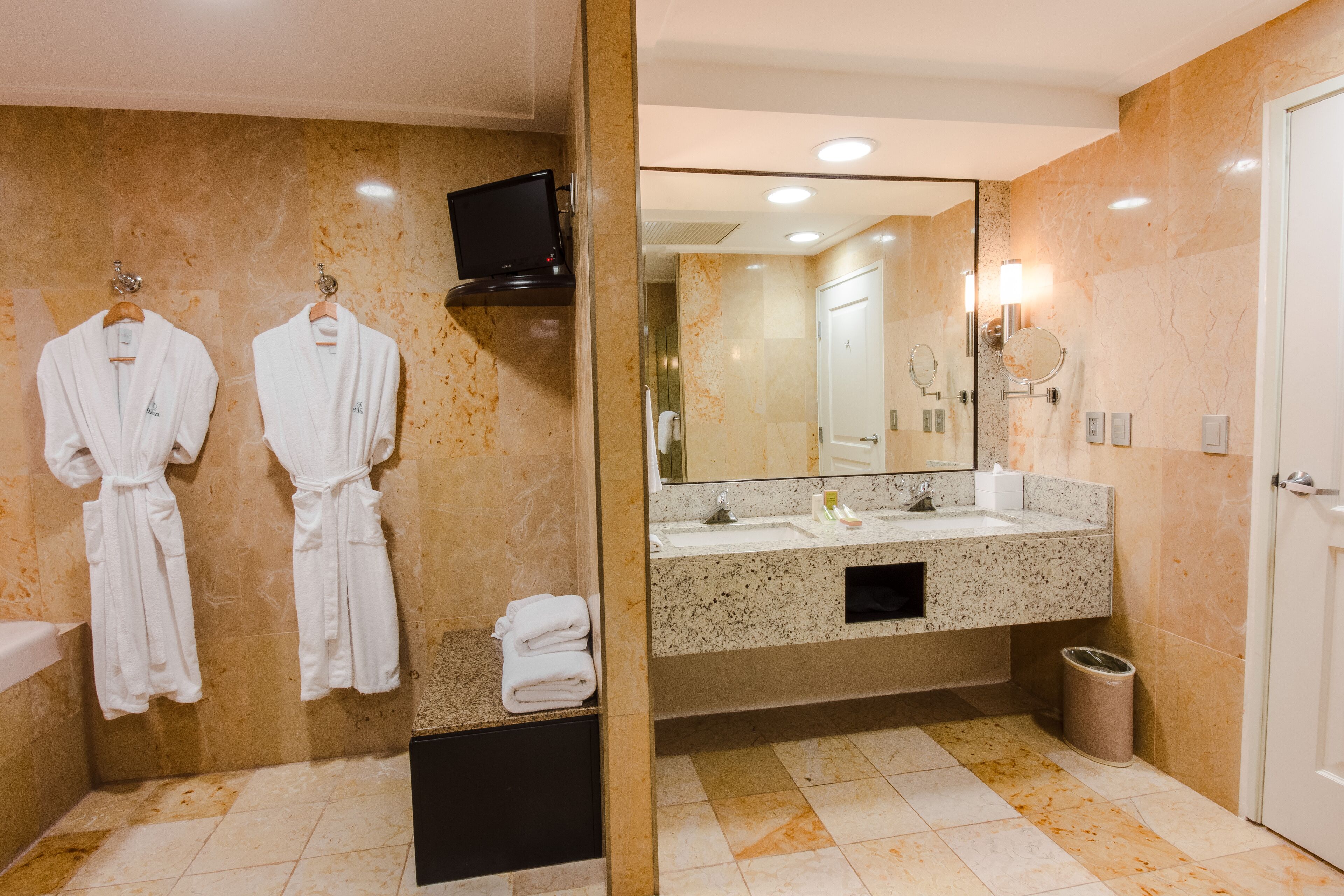 presidential room, 2 bedrooms | 1 bedroom, premium bedding, minibar, in-room safe