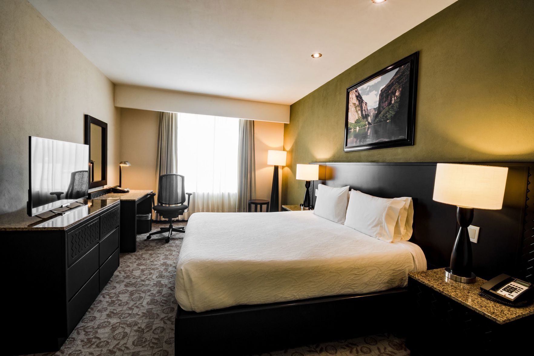 Premium bedding, in-room safe, desk, laptop workspace