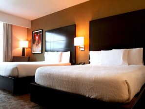 Comfort Room, 2 Queen Beds, Accessible, Bathtub