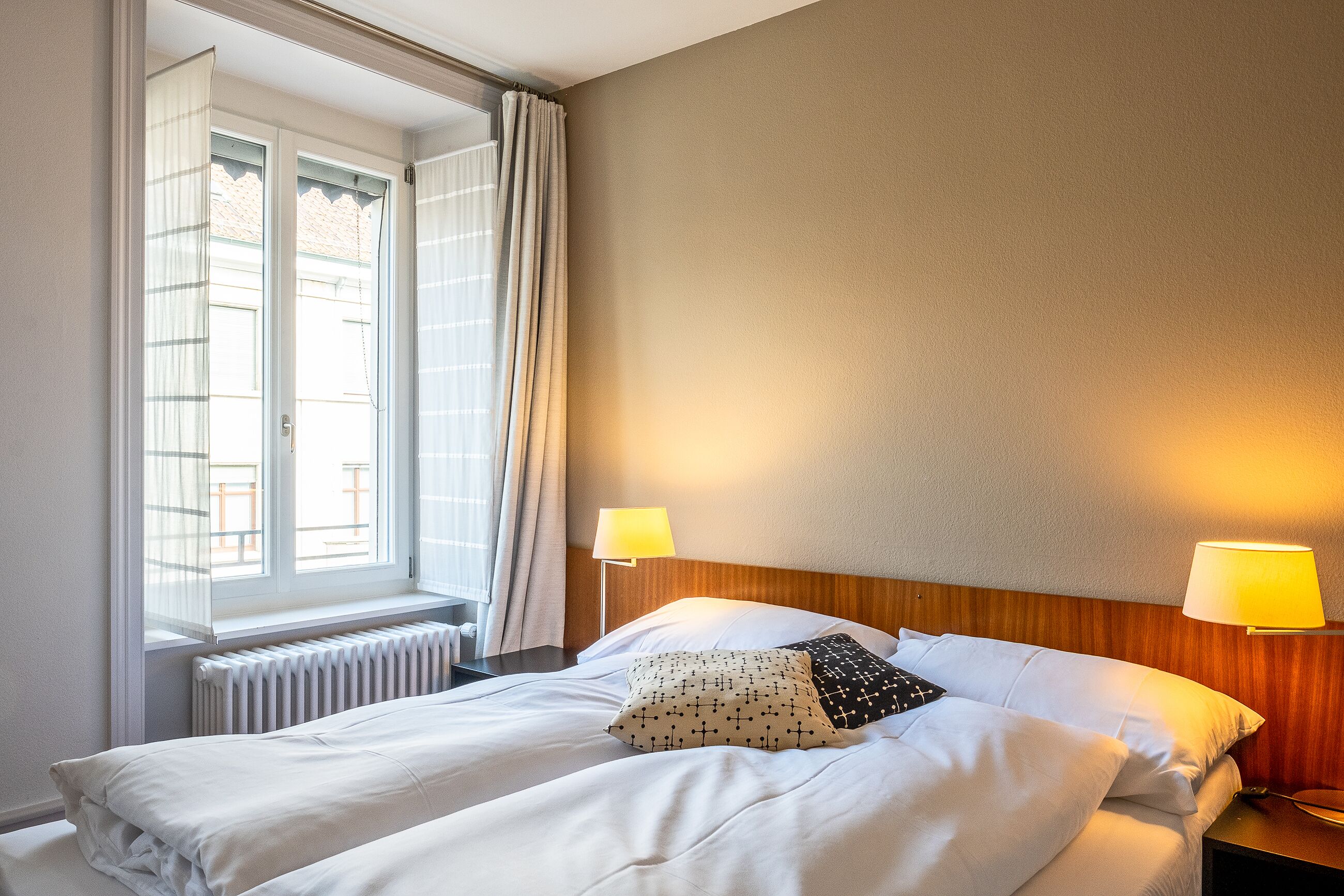 double room, city view | 1 bedroom, hypo-allergenic bedding, in-room safe, individually decorated