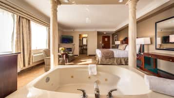 Luksusrom | Sengetøy av topp kvalitet, dundyner og safe på rommet