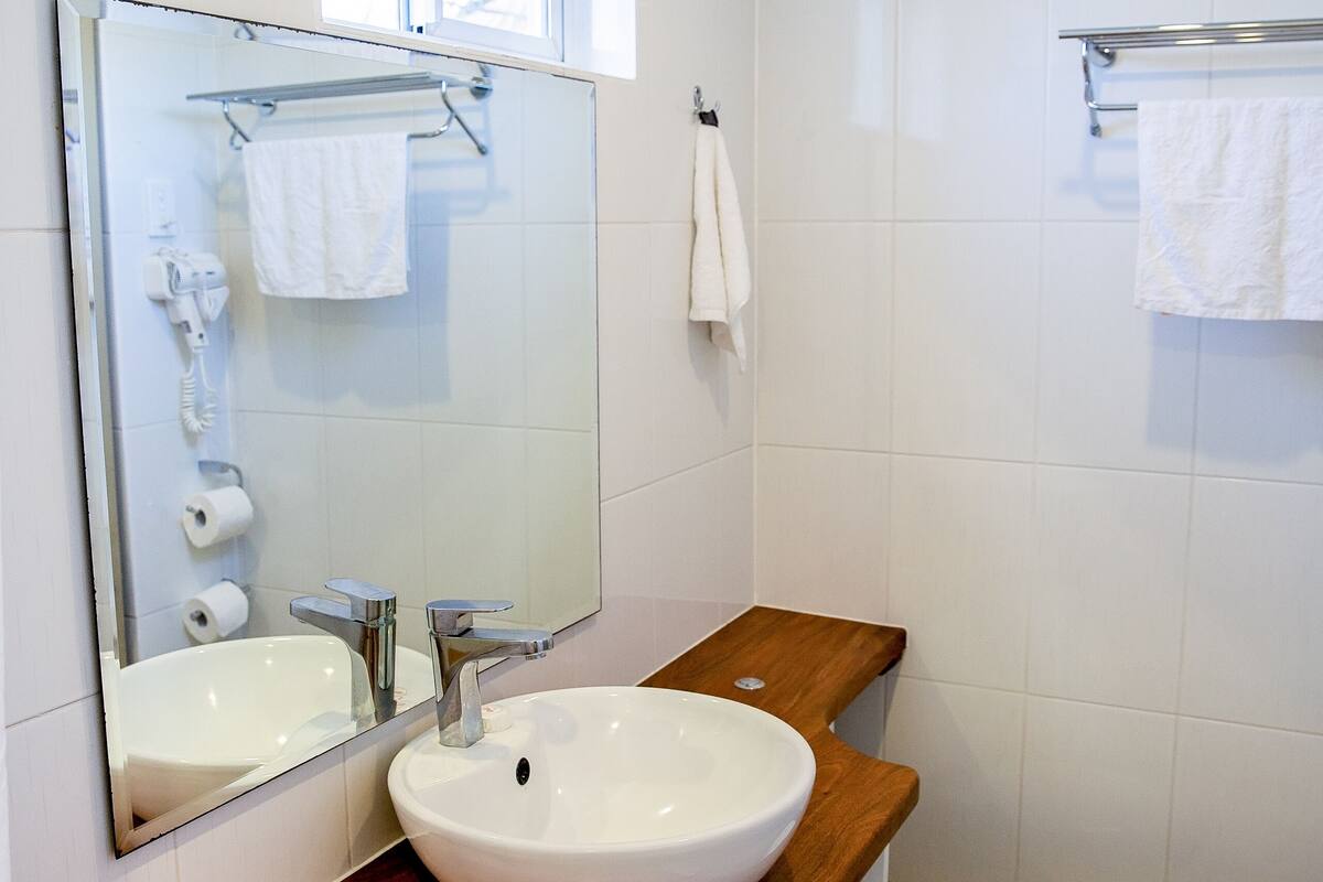 deluxe room, 1 bedroom, balcony | tempur-pedic beds, in-room safe, iron/ironing board