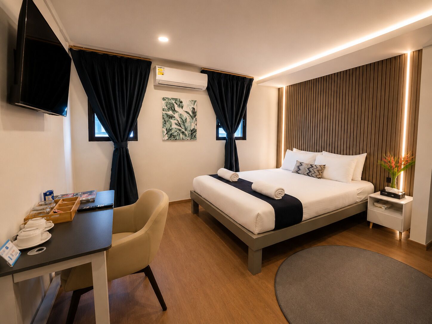 ห้องสแตนดาร์ด, 1 ห้องนอน | เตียง Tempur-Pedic, ตู้นิรภัยในห้องพัก, พื้นที่ทำงานแบบใช้แล็ปท็อป
