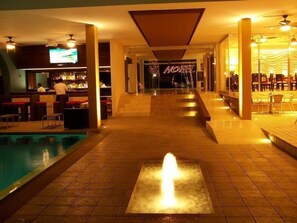 Outdoor pool - Hotel La Finca (Catemaco)