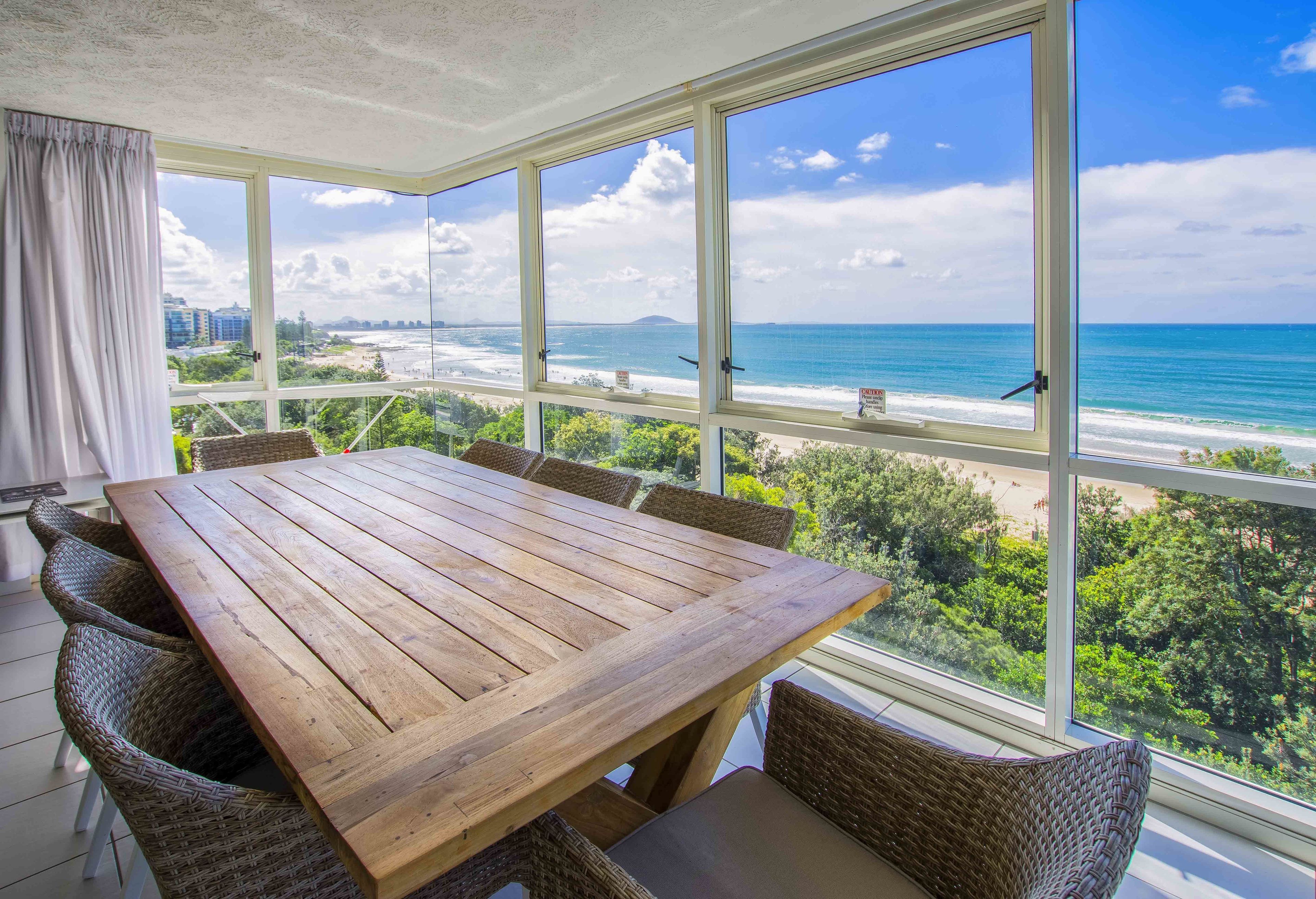 84 The Spit Holiday Apartments — image 14