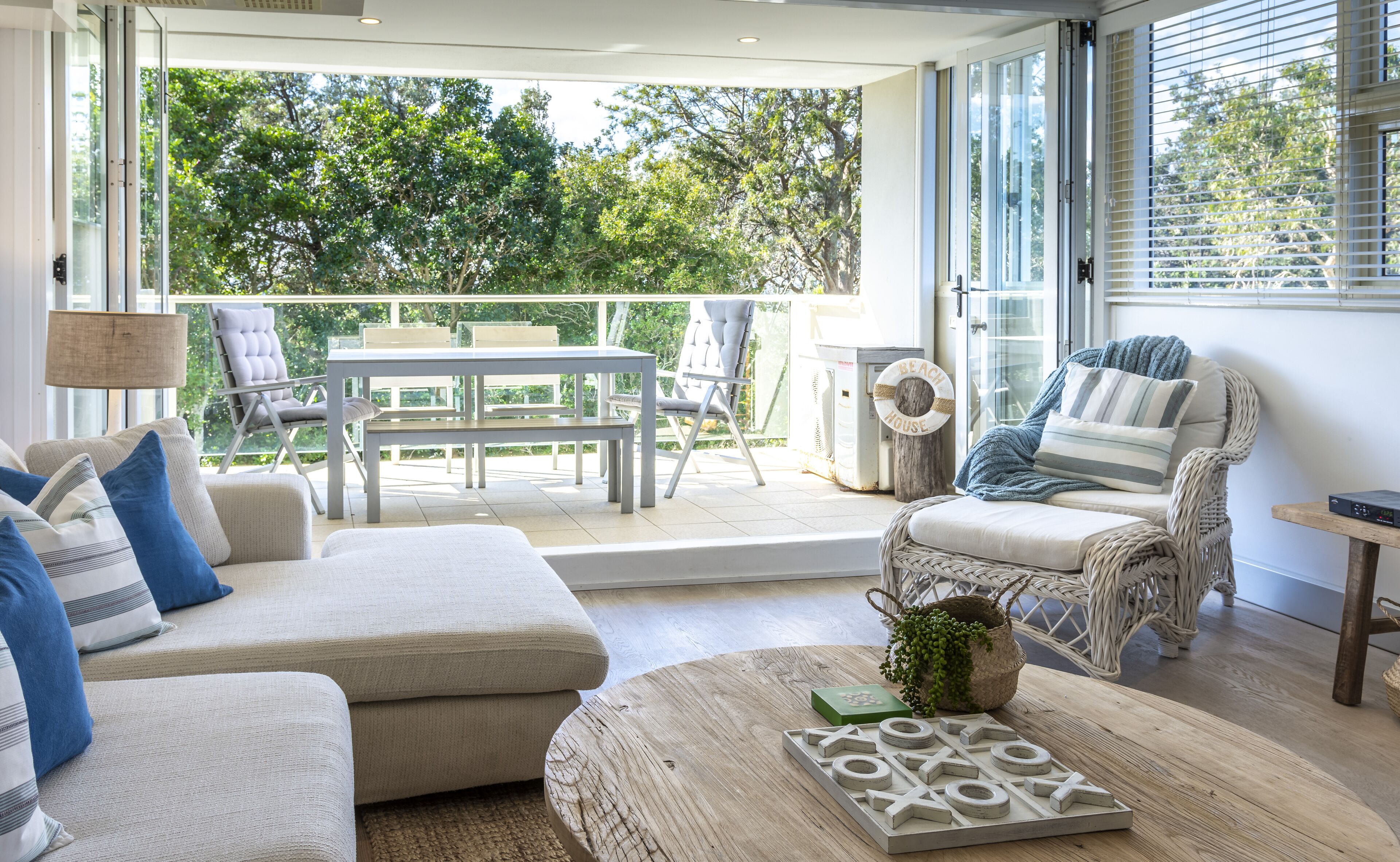 84 The Spit Holiday Apartments — image 12