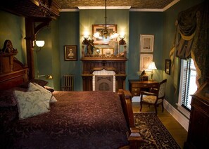 Suite, 1 King Bed | Premium bedding, individually decorated, individually furnished - Rivertown Inn (Stillwater)