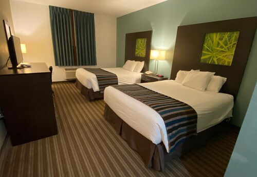 Super 8 by Wyndham Brenham TX