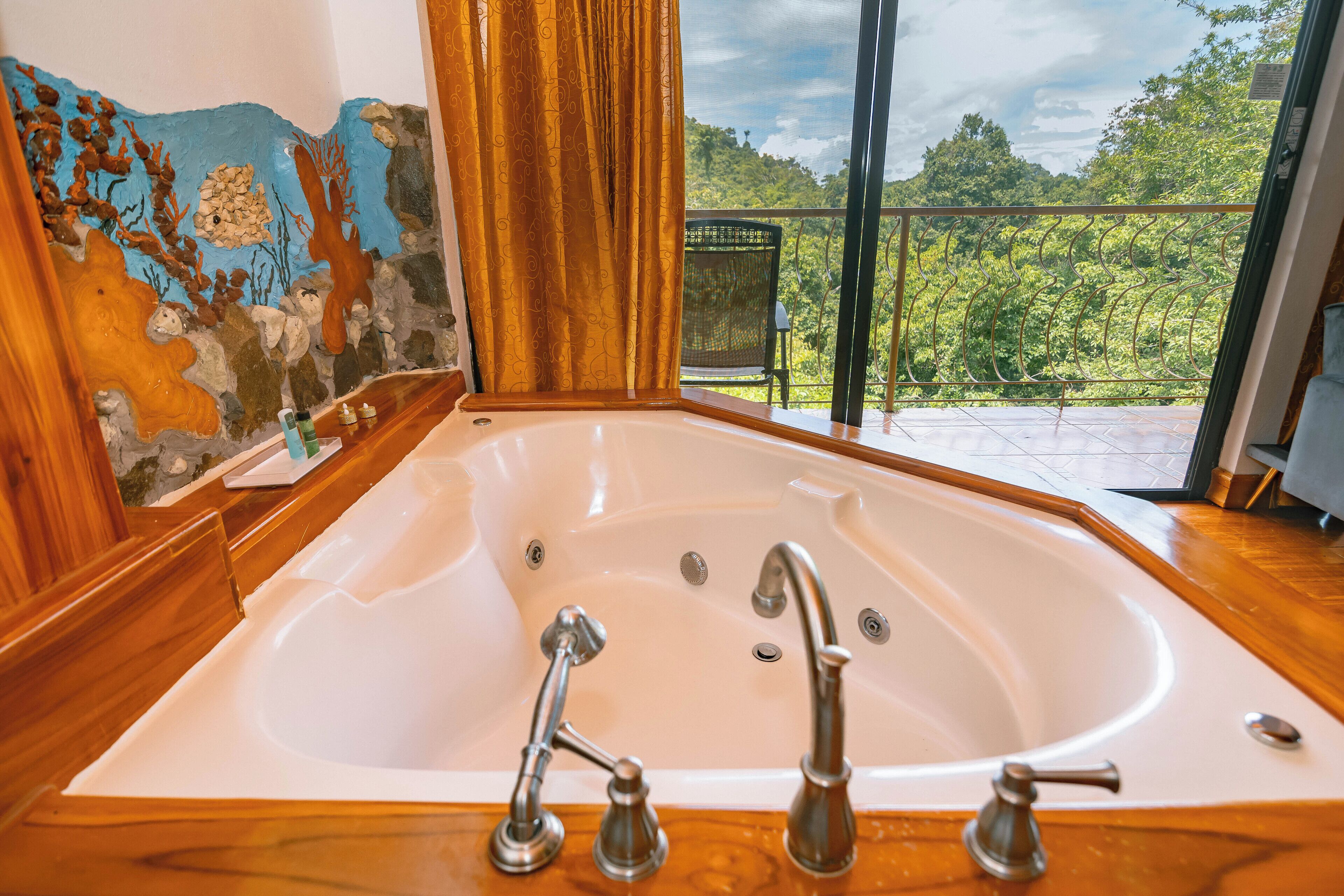 suite ballena | 1 bedroom, egyptian cotton sheets, premium bedding, minibar