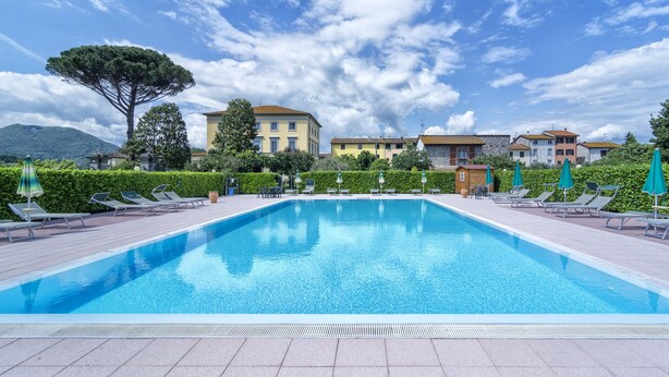 Unclassified image, 1 of 45, button - Villa Pardi (Lucca)