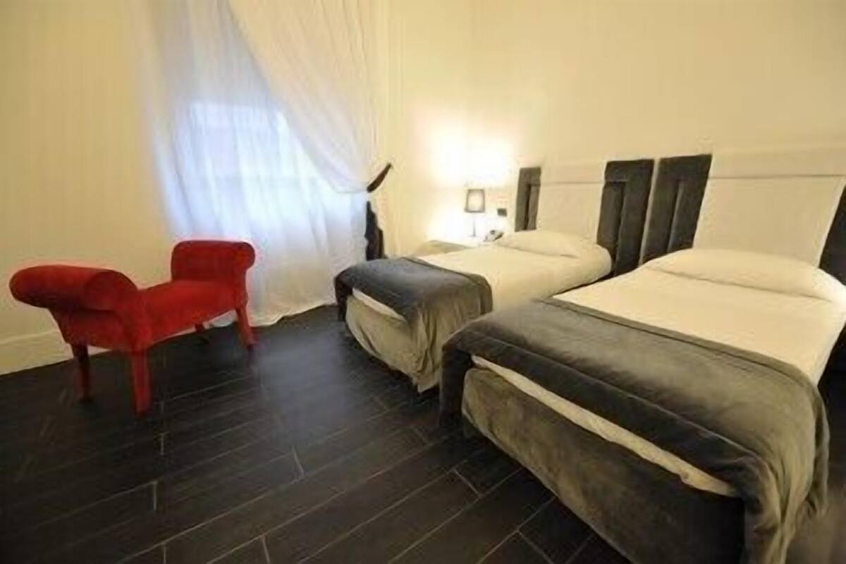 Italienische Bettbezüge von Frette, hochwertige Bettwaren, Minibar