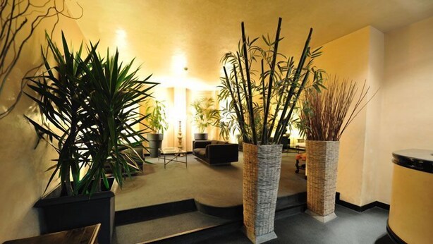 Lobby - White House (Foggia)