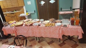 Bao gồm bữa sáng buffet