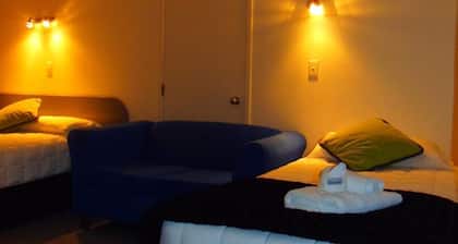 Kapiti Lindale Motel & Conference Centre