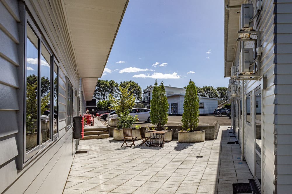 Pukekura Motor Lodge