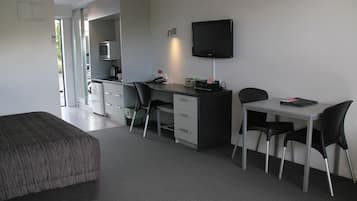 Twin Studio