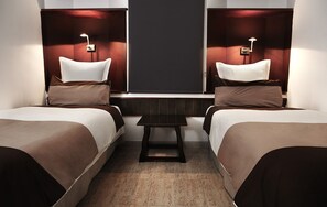 Rollaway beds, free WiFi