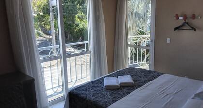 Hotel Hola